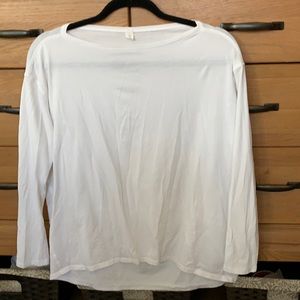 Lululemon Back in Action Long Sleeve Size 6